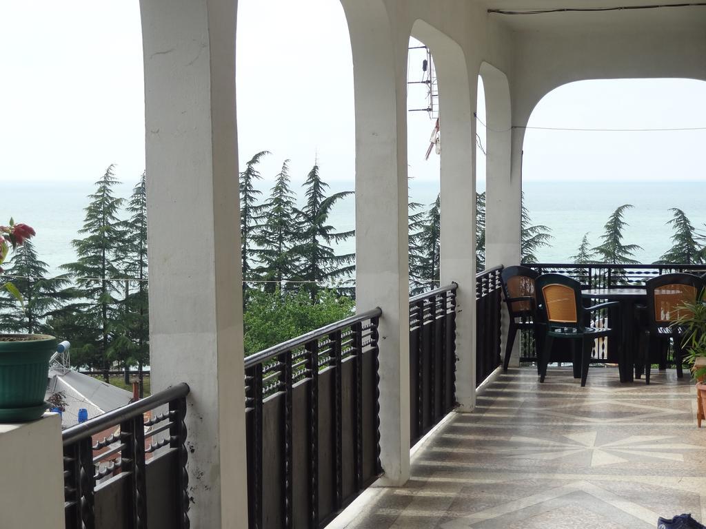 Guest House Teni Makhinjauri Exterior photo